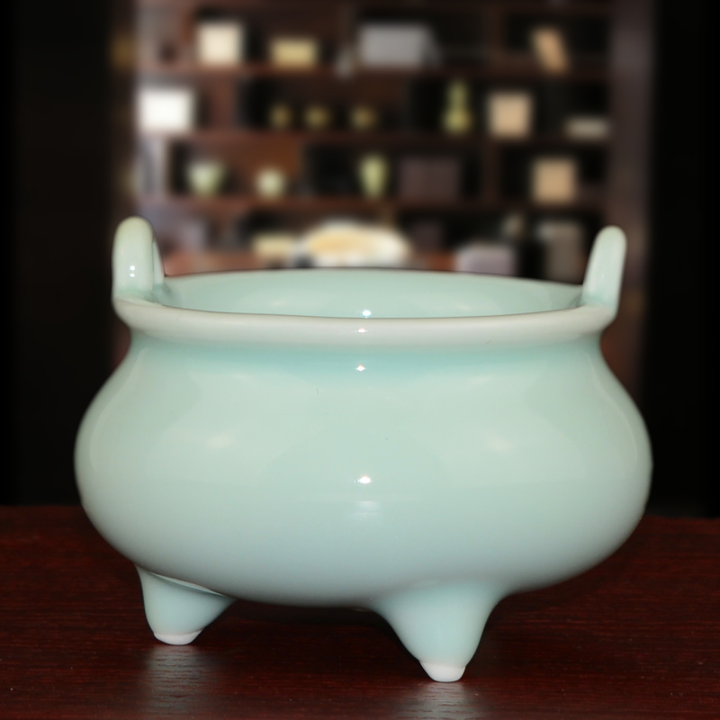 Jingdezhen ceramic incense buner longquan celadon archaize ears three - legged large joss stick inserted with sweet bedroom for Buddha Buddha