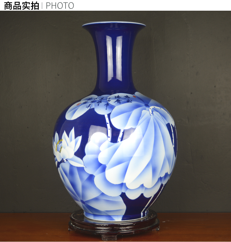 Jingdezhen ceramics hand - made vases, large living room club hotel Chinese style household soft adornment porch place