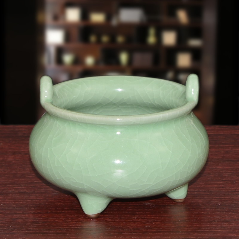 Jingdezhen ceramic incense buner longquan celadon archaize ears three - legged large joss stick inserted with sweet bedroom for Buddha Buddha