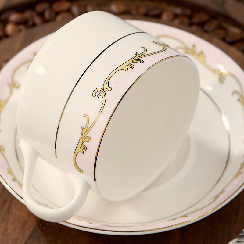 Ipads China coffee cup set kit home European contracted ceramic coffee cups and saucers tea tea set four in the afternoon