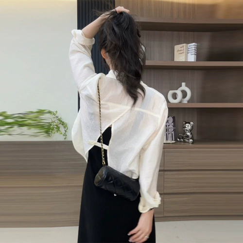 Черный демисезонный весенний комплект, длинная юбка, эффект подтяжки