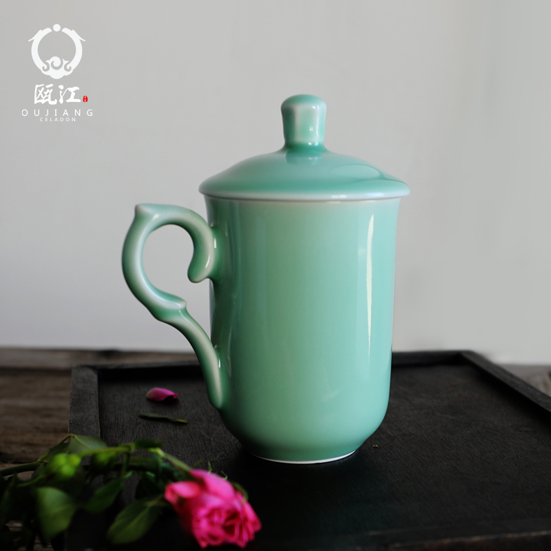 Oujiang longquan celadon teacup office and meeting with cover contracted household of Chinese style individual ceramic mugs