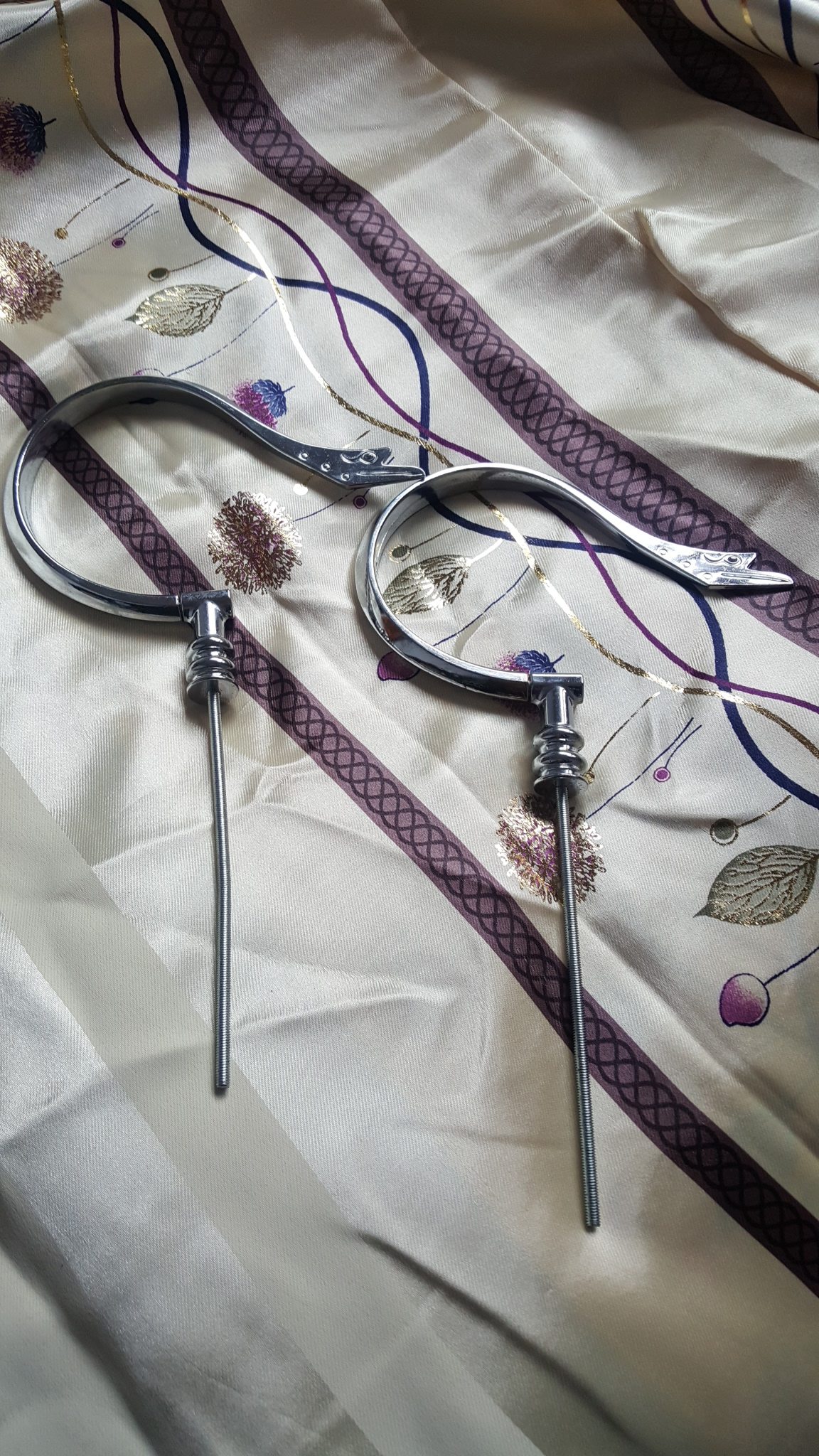 Bird cage hook inverted hook Thrush bird cage hook Pigeon cage Bird cage Metal wax mouth cage Parrot decorative bird cage