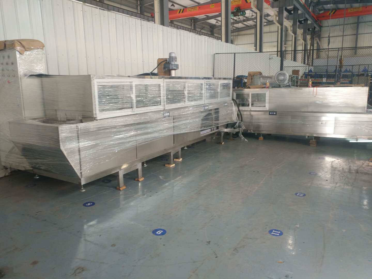 Fully automatic cleaning dryer ultrasonic cleaner by means of a type cleaning machine mesh belt cleaner