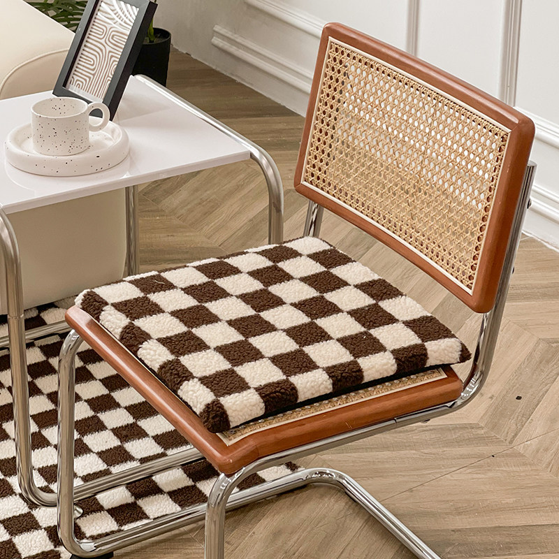 Chess board cushion in plush chair cushion lamb office sedentary seat mat mat mat mat