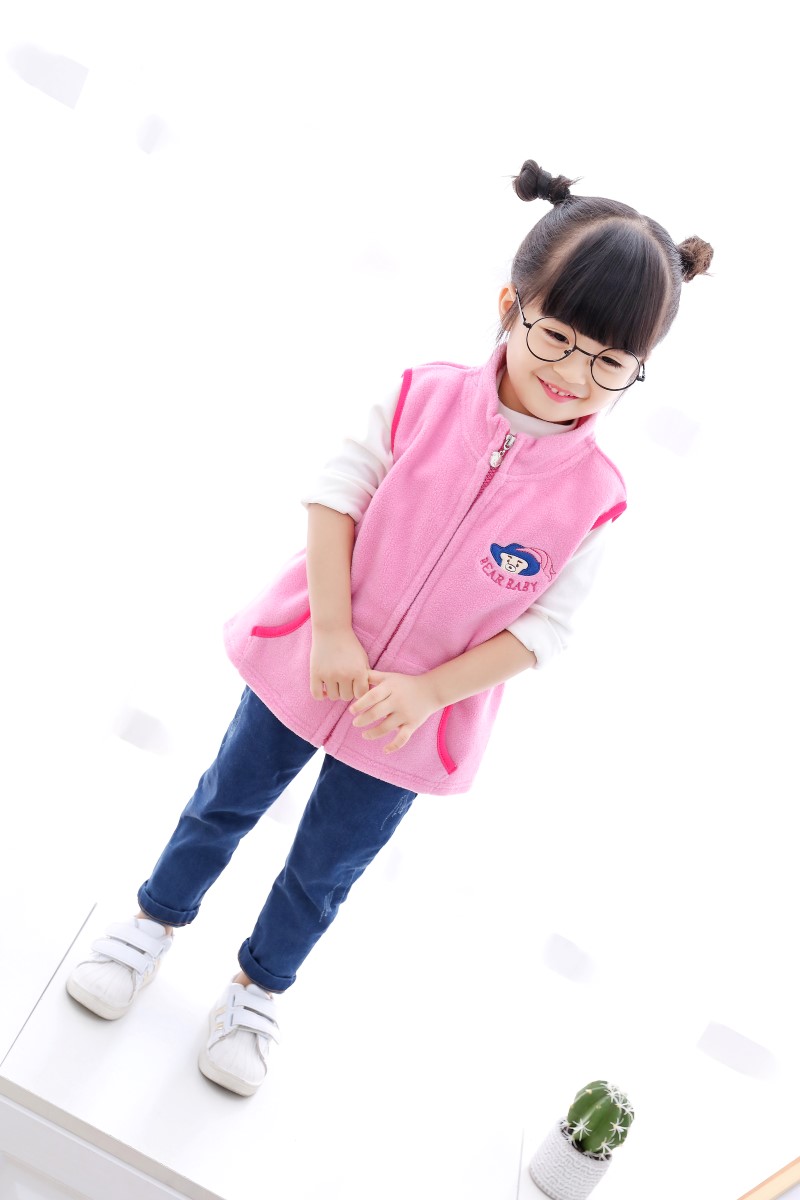 Thời trang trẻ em gấu áo vest trẻ em, vest cashmere, vest thời trang nữ, mùa thu và mùa đông, mặc mới, vest, thủy triều quần áo trẻ em
