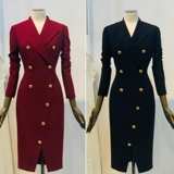 Элитный ретро демисезонный костюм, платье, красная юбка, яркий броский стиль, облегающий крой