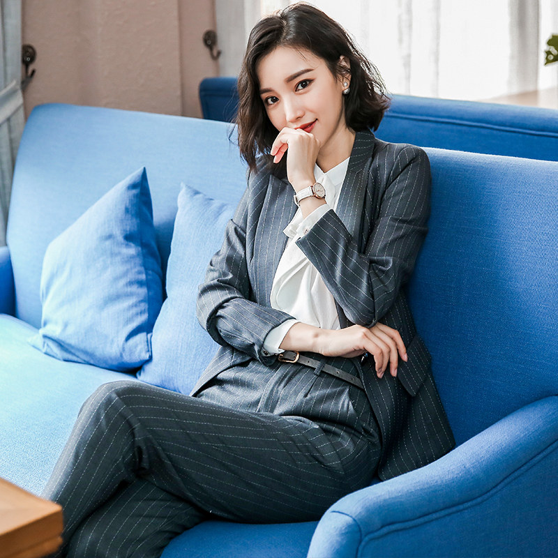 Tailleur femme - Ref 3242962 Image 3