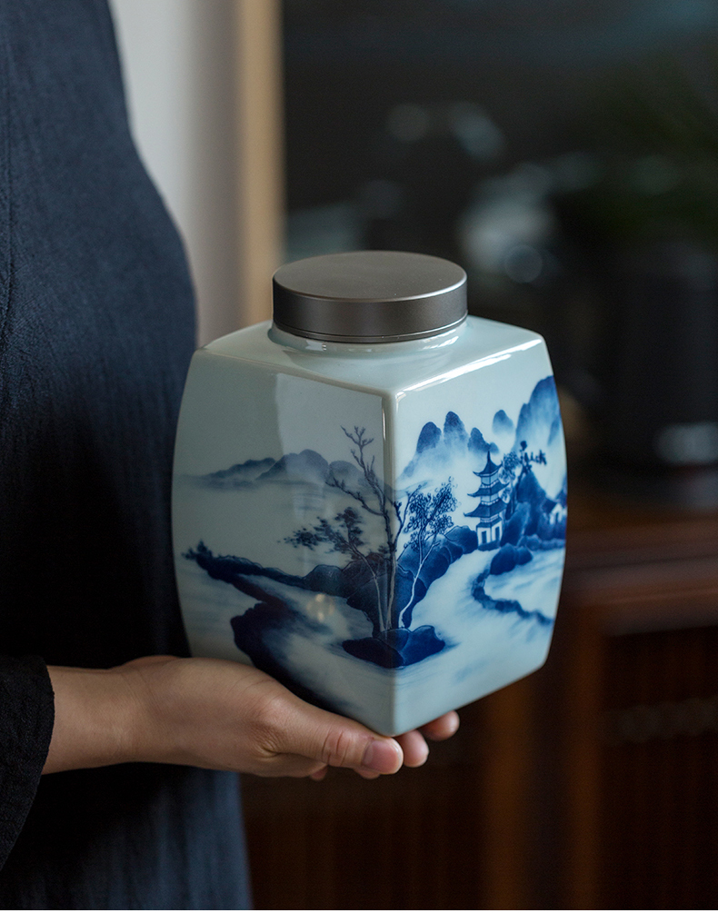 Ultimately responds to hand - made ceramic deposit receives large blue and white porcelain tea pot storage tank jar archaize ceramic seal tea warehouse