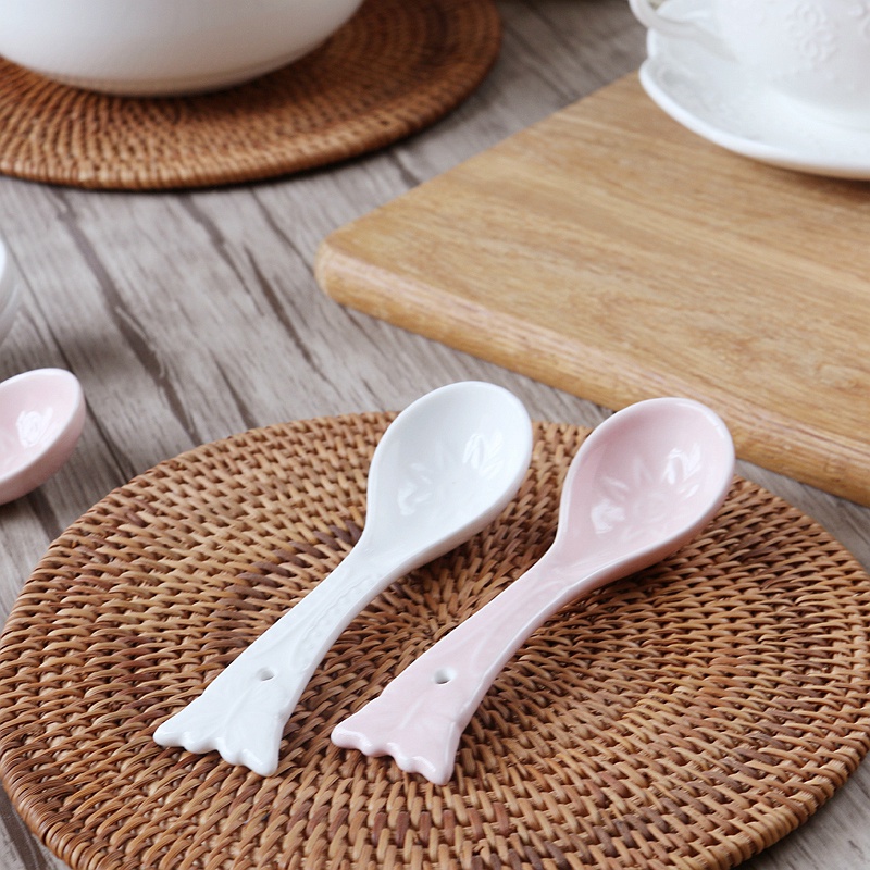 Jingdezhen ceramic spoon embossment spoons