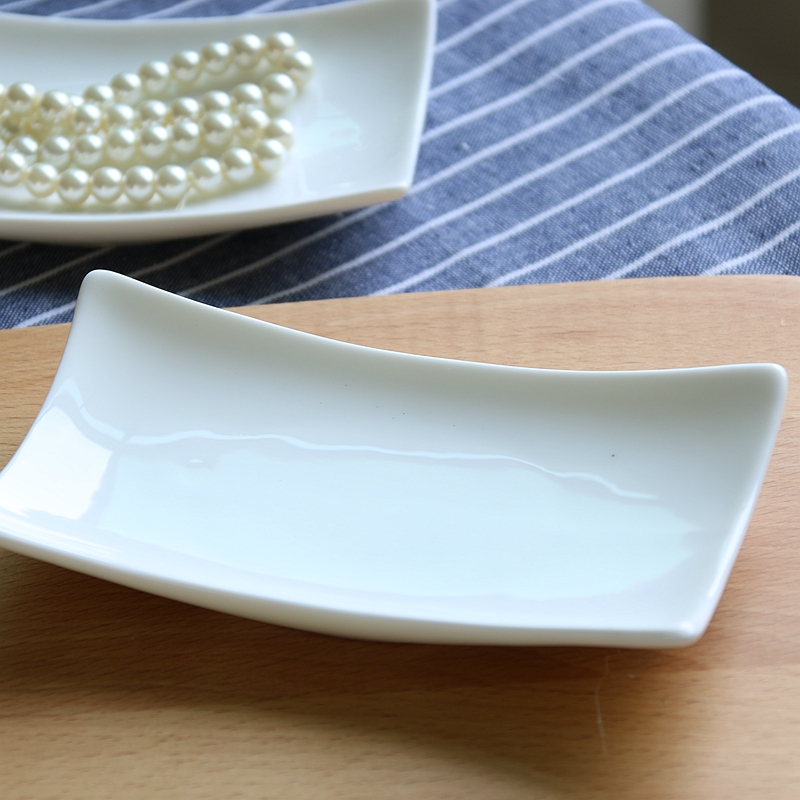 Jingdezhen domestic creative pure white ipads porcelain tableware rectangle towel dish dish dish steamed vermicelli roll plate ceramic plates