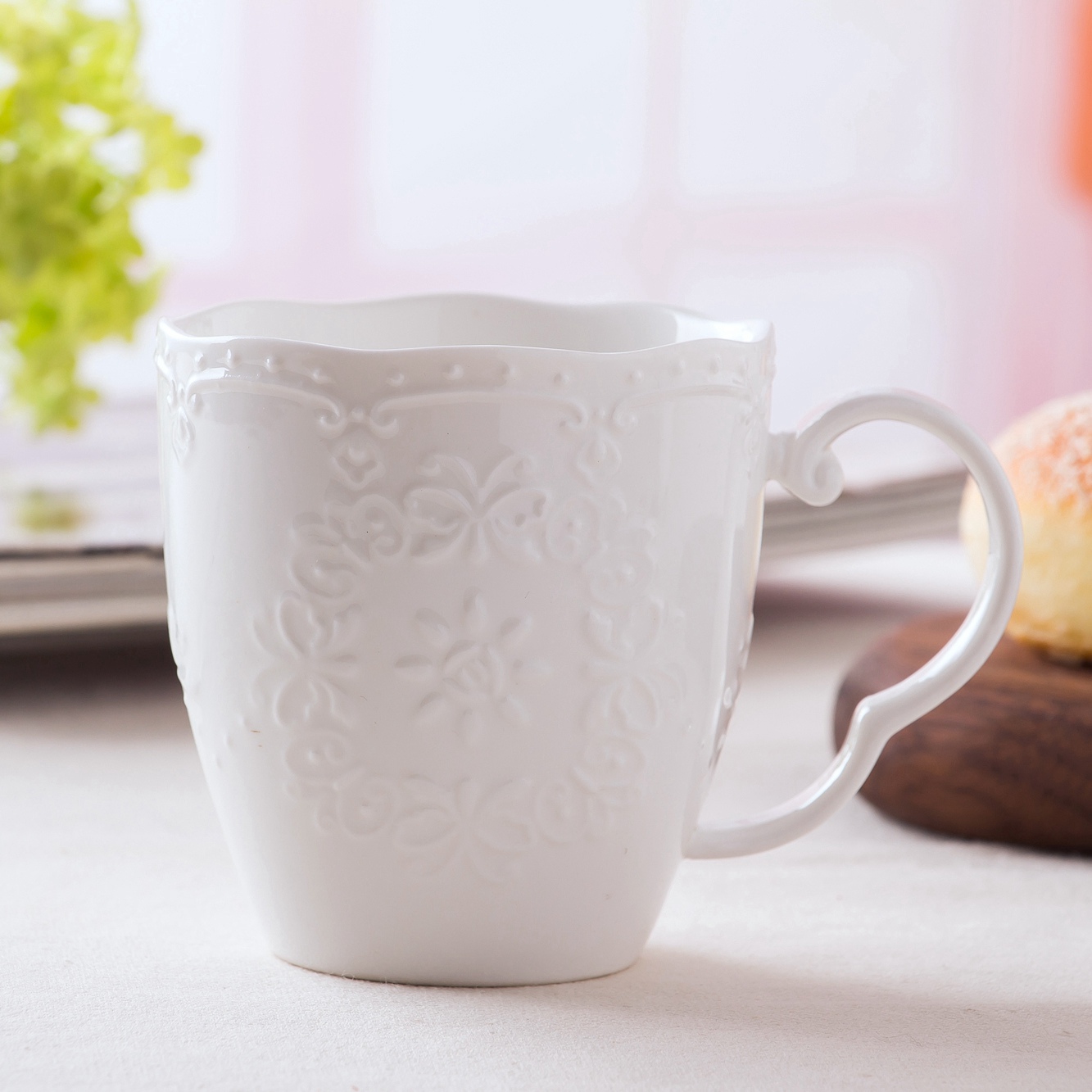 Jingdezhen pure white household ipads porcelain its creative mugs breakfast cup cup ceramic cup coffee cup