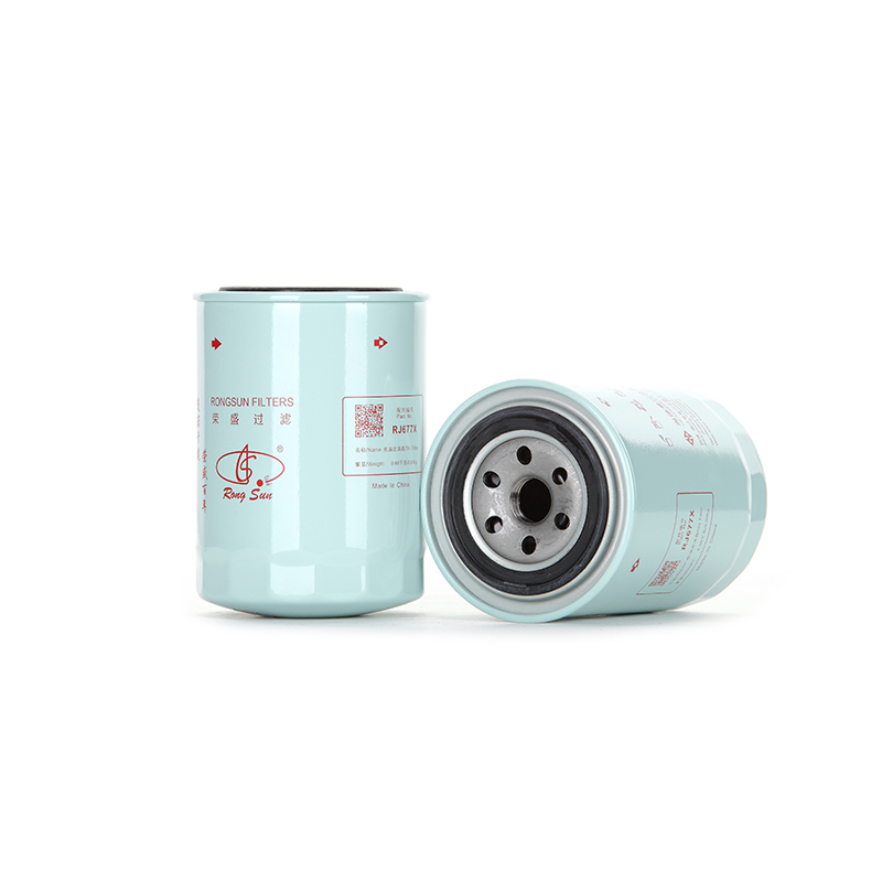 Engine oil filter core VI8980756760 Applicable Shengang georgeist SK75-8 engine oil filter core VI8980756760