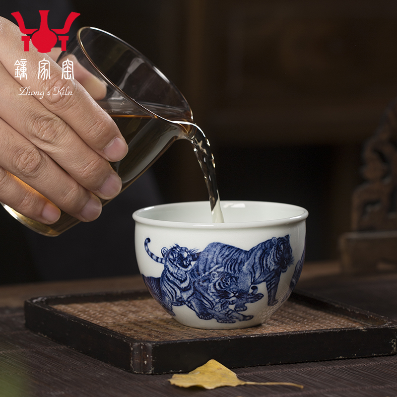 Clock home up personal appropriation porcelain cups master cup single CPU jingdezhen porcelain wufu maintain kung fu tea cups