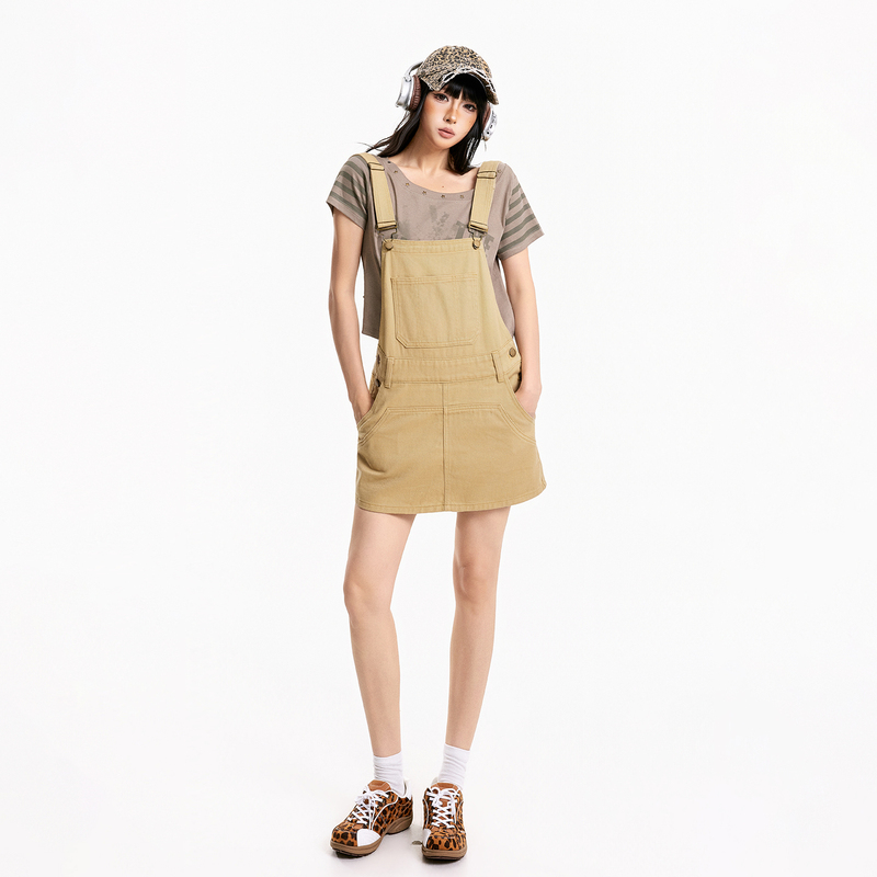 American Retro Khaki Workwear Suspender Short Skirt Pants for Women 2026 Summer New Style Buttoned Waist Slimming Backless Jumpsuit