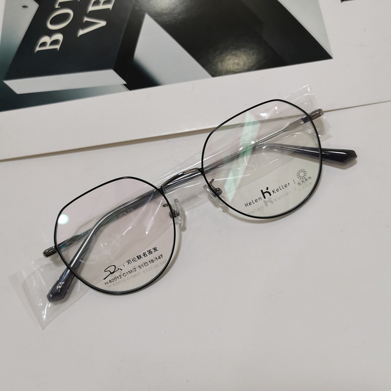 Helen Keller H82012 Stock Clearance Full-Frame Eyeglass Frames Ultra-Light Β Titanium Glasses for Students, Unisex, Ultra-Light Helen Keller H82012 Stock Clearance Full-Frame Eyeglass Frames Ultra-Light Β Titanium Glasses for Students, Unisex, Ultra-Light