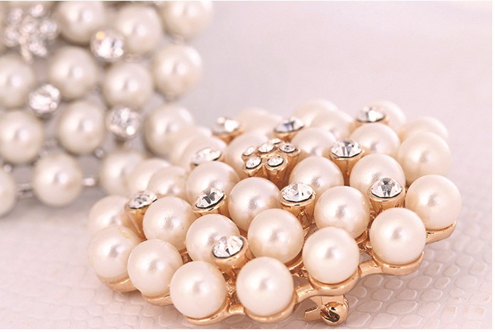 Ưu đãi đặc biệt phiên bản Hàn Quốc của trang sức thời trang retro với áo len đính kim cương nhỏ đính kim sa trâm nữ ghim cài áo vest nữ