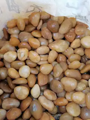 Fine throwing yellow cobblestone courtyard paving road natural rain flower stone fish tank decoration small stone