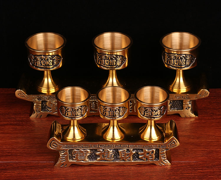 Ly rượu đồng đồng tinh khiết cung cấp cốc nước cho chén phật Gongtai cốc nước thánh Fortuna Quan Công cho ly rượu ly ly của thần giàu có decor phòng ngủ đơn giản
