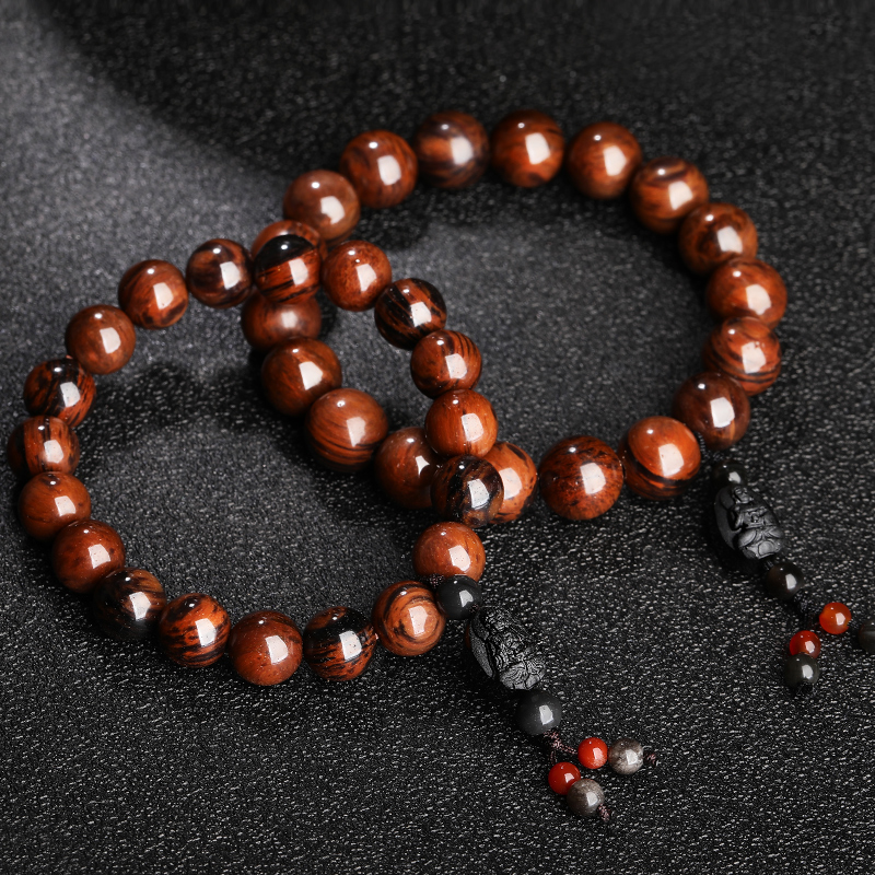 The dog is a pig, Amitabha, the patron saint of the zodiac, the zodiac dog