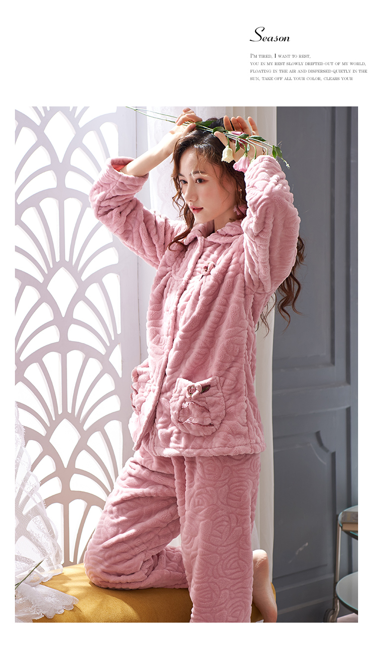 Đồ ngủ nhung nữ mùa đông dày cộng với nhung phù hợp với người mẫu mùa thu và mùa đông để giữ ấm cho mẹ trung niên flannel dịch vụ tại nhà - Cha mẹ và con đồ ngủ pijama