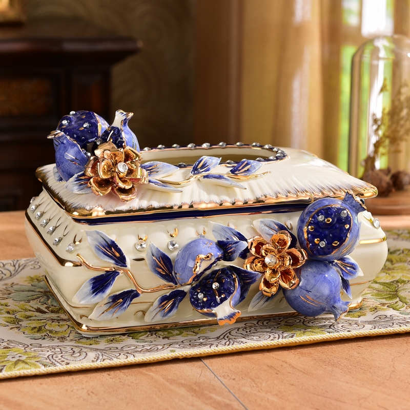 European ceramic tissue box Living room home decoration decoration toilet paper box High-end luxury housewarming wedding gift