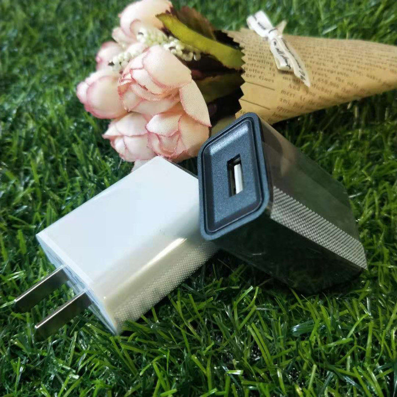 Fast enough 2A android universal usb mobile phone smart charger mobile power tablet 2a charging head wholesale