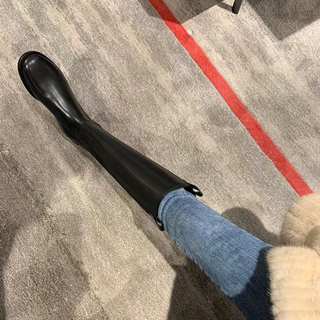 Xiaoxiang style flat-bottomed boots for women 2025 new autumn and winter thick legs and high-tube Chelsea Knights long boots without knees