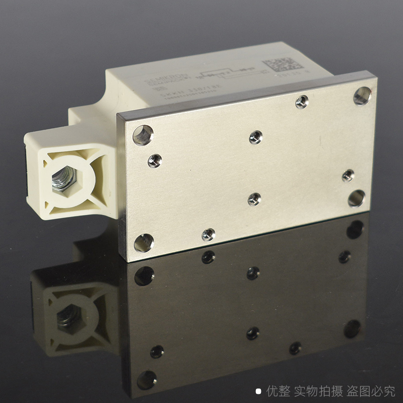 SKKT106 16E 57 162 Thyristor module SKKH 250 273 SKKD100 330 72 92