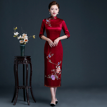 2021 Autumn New acetic acid jacquard silk satin high-grade mother long embroidered Cheongsam noble temperament mother dress