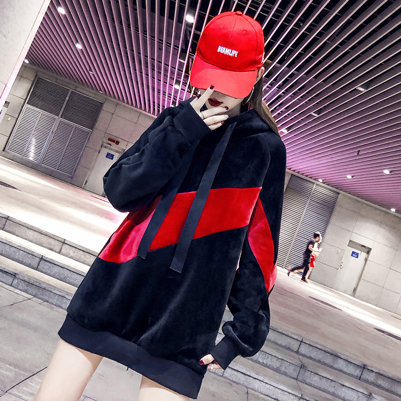 Sweatshirt femme MANDRAGORA FICINARUM  MANFI CHIRI - Ref 3217068 Image 1