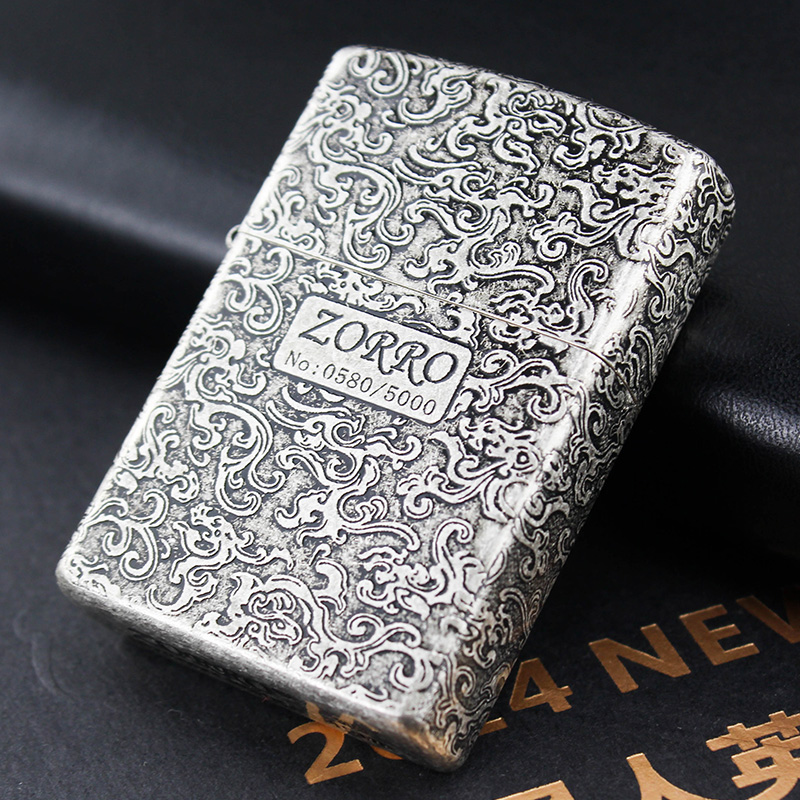 Zorro ZORRO old vintage retro kerosene lighter creative ultra-thin windproof men's gifts engraving Xiangyun Tanggrass 