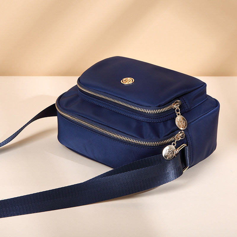 Bag Pack woman 2022 new 100 lap fashion single shoulder small bag Korean version Jane about Oxford Busted satchel women's mother bag light