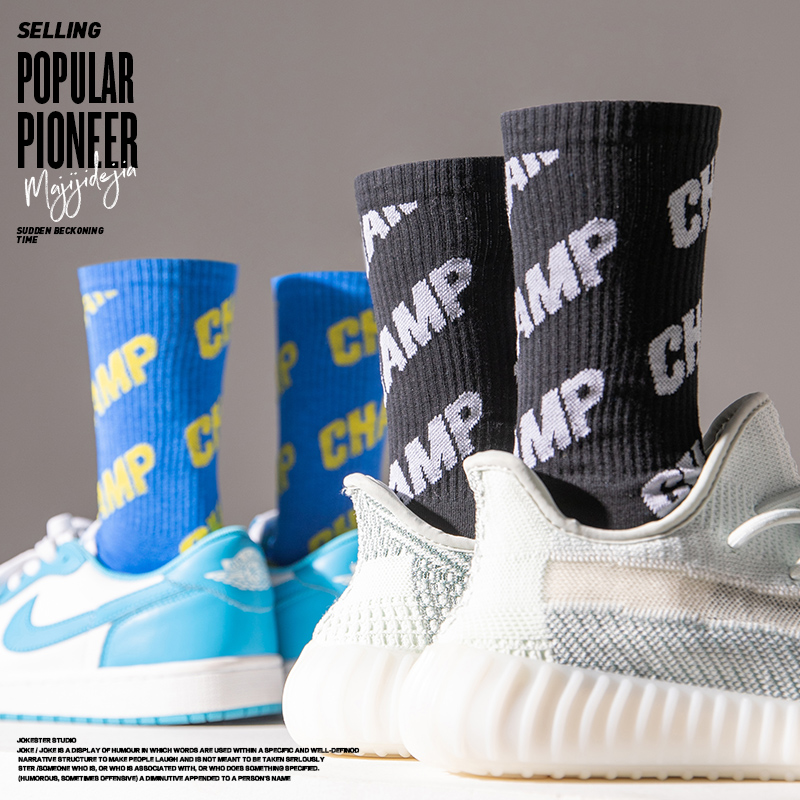 Autumn European and American street skateboard tide basketball socks male middle socks Cline blue stockings female tide tide barrel