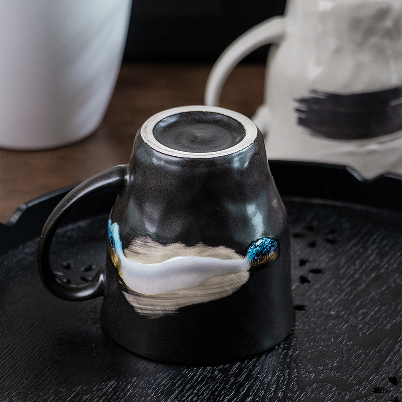 Japanese ceramic cup sweethearts individuality creative light ink wind restoring ancient ways of household high - capacity mugs suit female