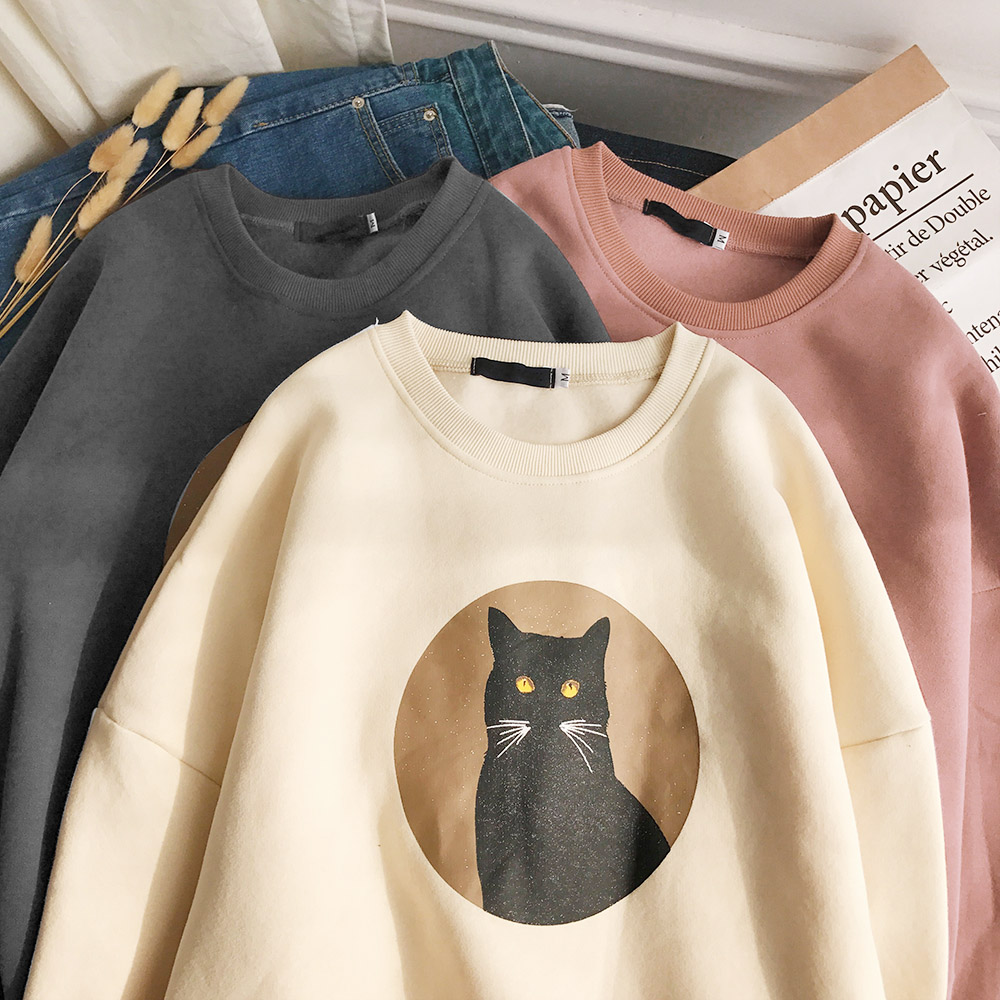 2021 Autumn Sweater male student loose long sleeve base shirt Korean trend youth cartoon print top