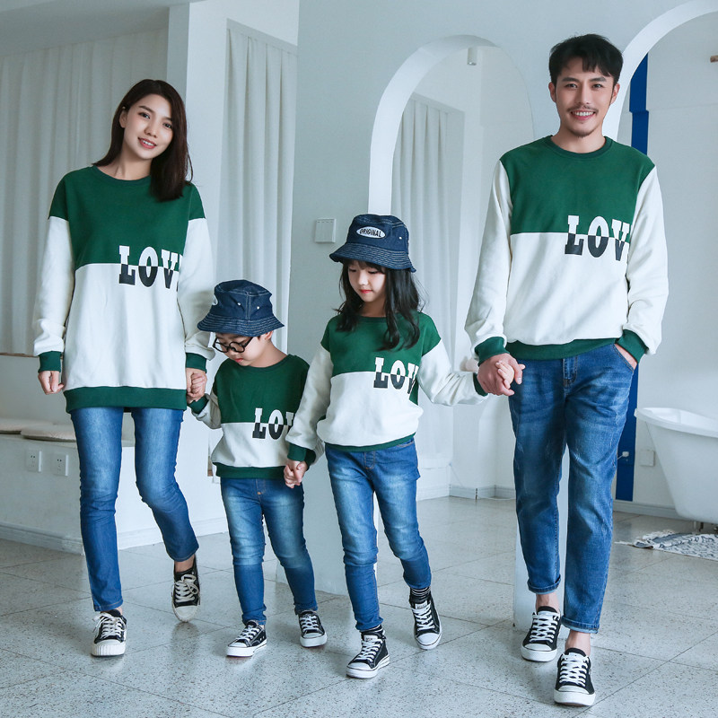 2022 Spring Autumn New Original Foreign Pie to install a family of three-four-mouth whole family clothes brigade pat loose 100 lap thick cotton T