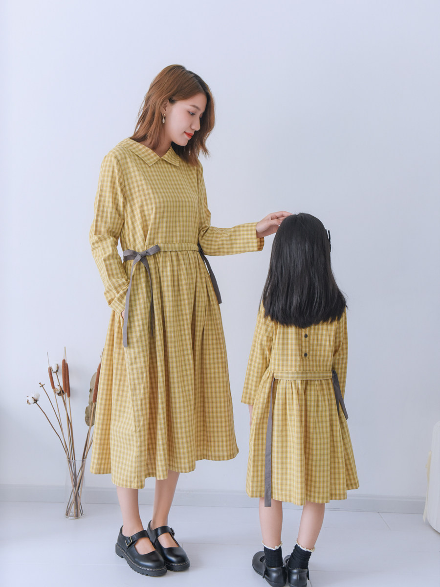 2021 spring new literary yellow plaid Foreign school mother and daughter dress original not the same parent-child outfit