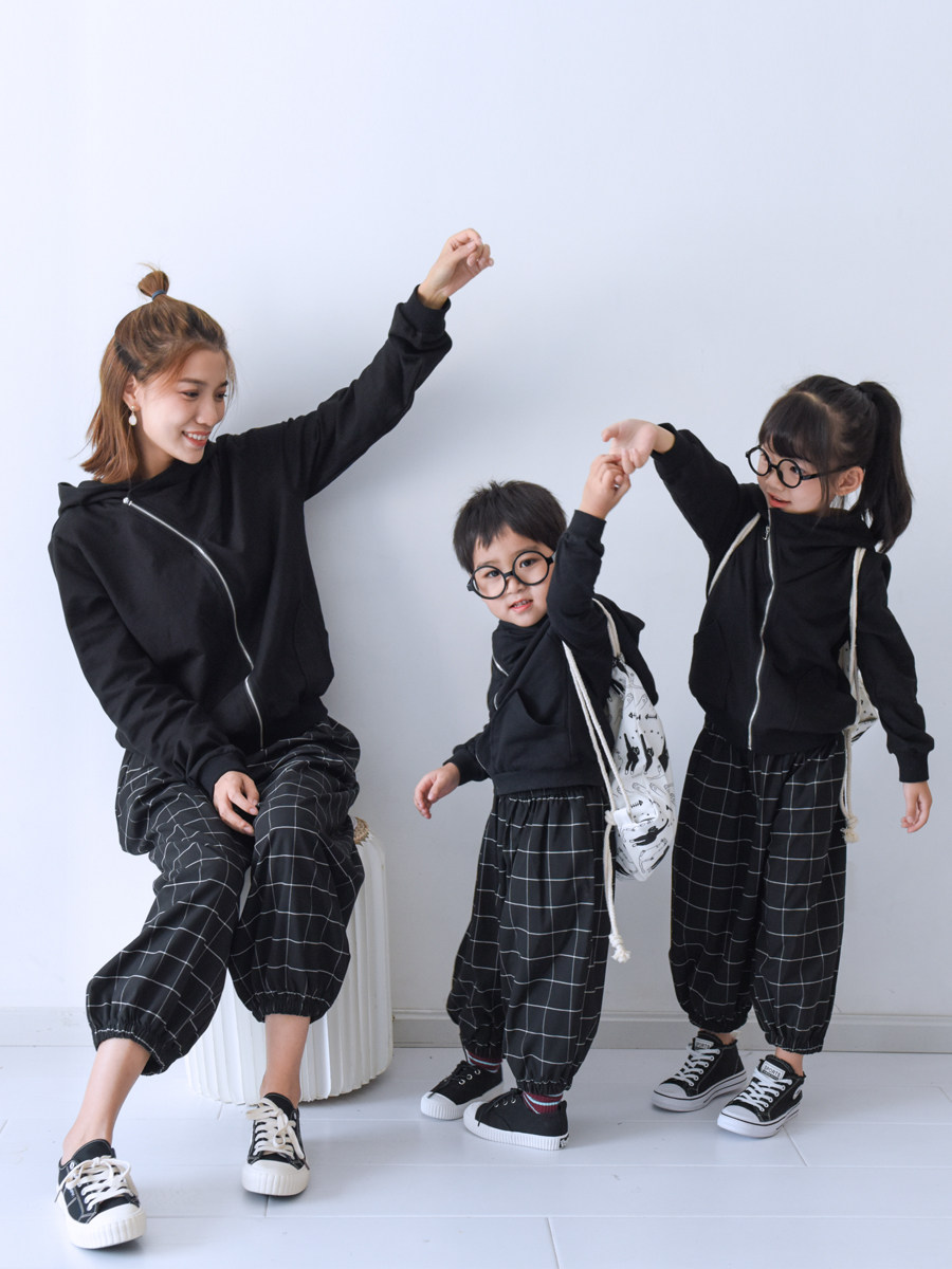 2021 spring and autumn new mother and daughter mother and child parent-child clothing tide Korean version black cotton jacket black groot pants suit