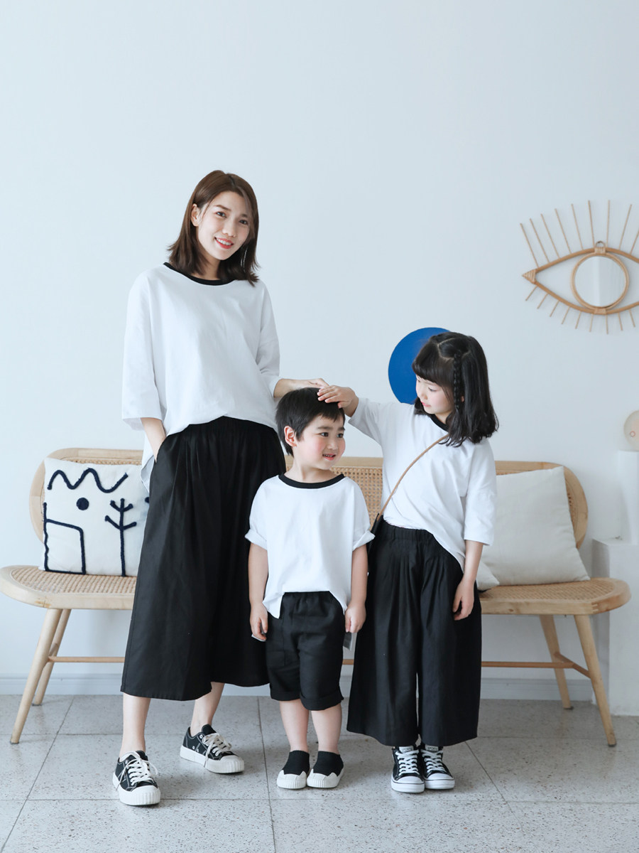 2021 summer dress loose Western style mother and daughter parent-child white cotton T-shirt black wide pants mother and child suit