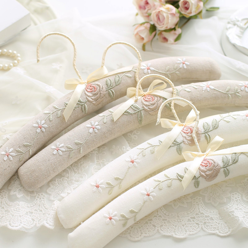 Cloth-Covered Cotton Hangers, Soft Sponge, Non-Marking, Household Fabric, European-Style Wedding Dress Hangers, Non-Slip Clothes Hangers, High-End