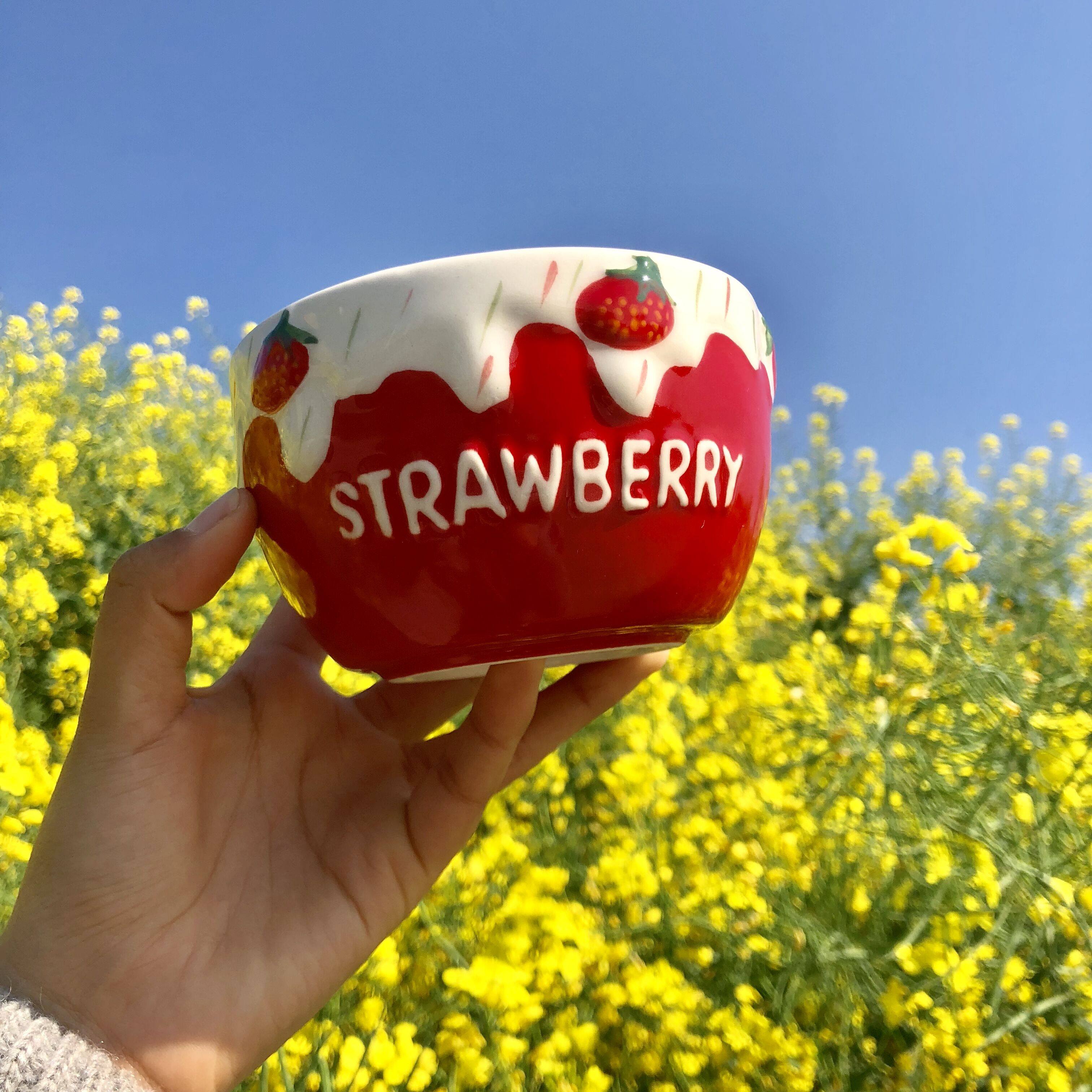 BOBAO Korean style cute retro strawberry salad bowl ceramic fruit salad bowl ins bowl net red noodle bowl