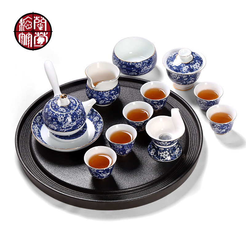Kung fu tea set of blue and white porcelain ceramic modern creative tea teapot teacup combinations of a complete set of the home office