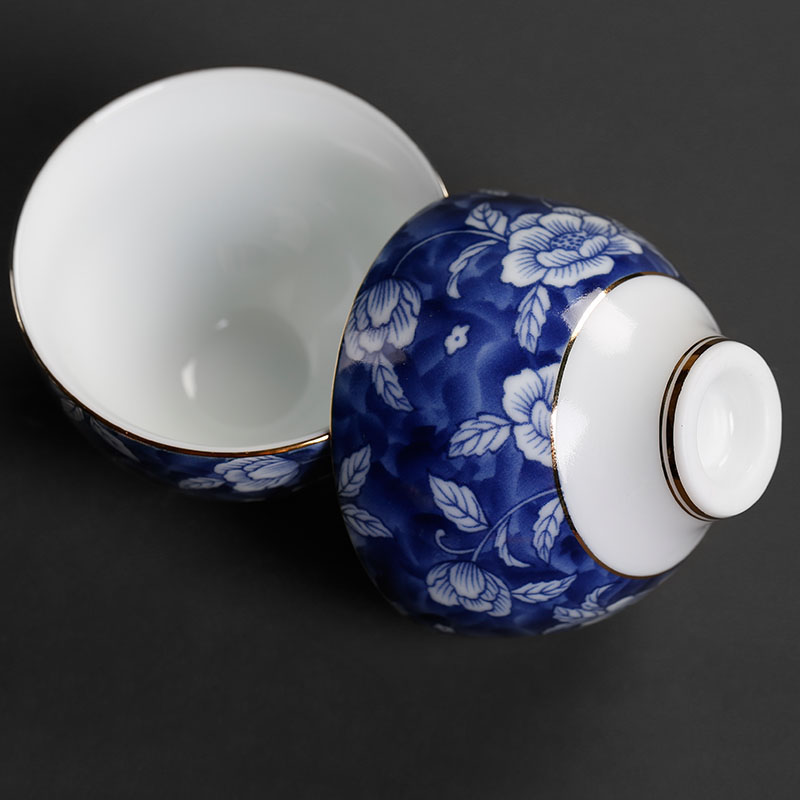 Move kung fu tea cups ceramic creative fashion household porcelain porcelain tea taking master single cup cup sample tea cup