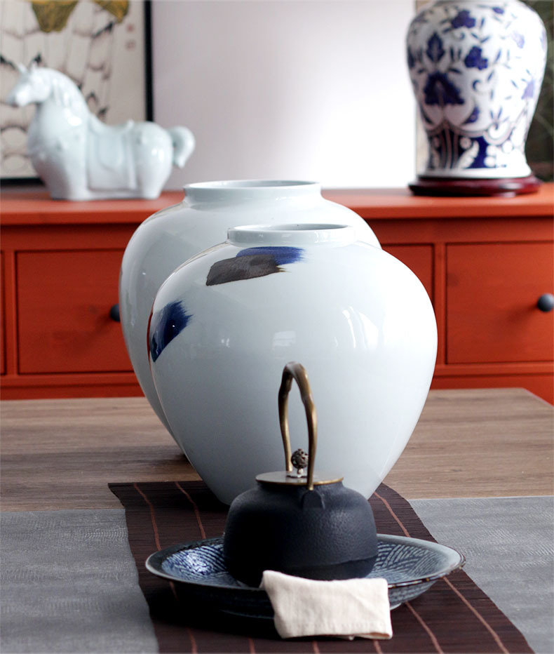 Jingdezhen ceramic furnishing articles of Chinese calligraphy circle big flower implement clear soup WoGuo flower arranging furnishing articles porcelain vase villa