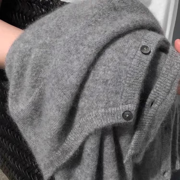 Gray Wool Cardigan for Women, Round Neck Knitted Sweater Jacket, Autumn and Winter Korean Style Versatile Short Slim-Fit Base Layer Cashmere Sweater