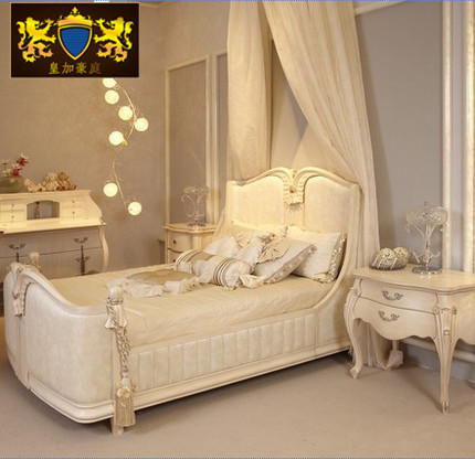 French double bed 1 8 beige furniture neoclassical solid wood wedding bed Princess bed carved leather bed European bed