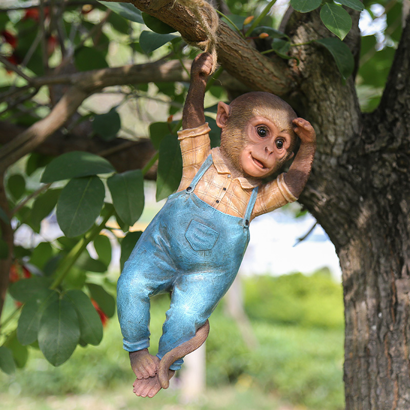 Simulated Resin Monkey Ornaments for Garden Decoration, Courtyard Tree Decoration, Outdoor Hanging Creative Animal Ornaments Simulated Resin Monkey Ornaments for Garden Decoration, Courtyard Tree Decoration, Outdoor Hanging Creative Animal Ornaments