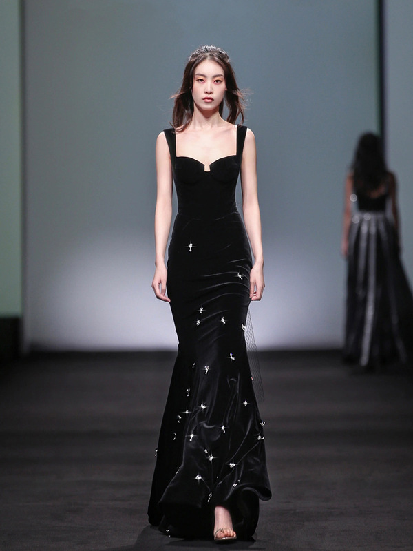 Han Xue's Same Style Black Dress 2026 New Model Slimming Annual Party Dress Light Luxury Niche Evening Gown Long Dress
