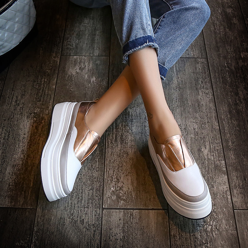 Loafers women's 2022 spring new thick-soled lazy platform shoes color-blocking wedge heels slip-on single shoes high-heeled casual shoes